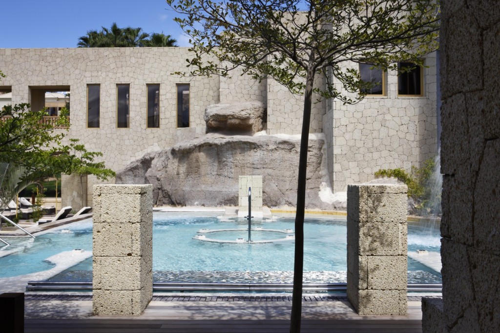 Hotel Bahia Del Duque Casas Ducales