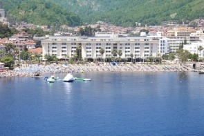 Munamar Beach & Residence