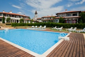 Blacksearama Golf & Villas