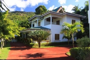 La Fontaine Holiday Apartment