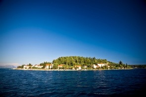Ostrov Vrnik