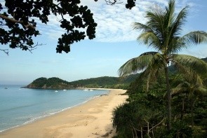 Záliv a pláž Kantiang
