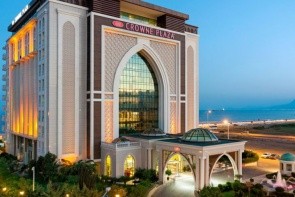 Crowne Plaza