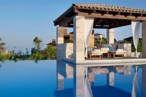 The Romanos A Luxury Colleciton Resort