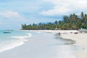 Holiday Villa Beach Resort
