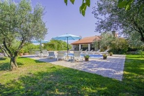 Villa Lavinia (Kavran)