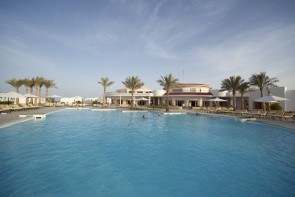 Coral Beach Rotana Tiran