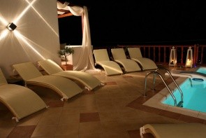 Amerisa Suites