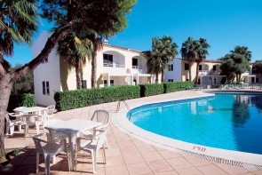 Cales De Ponent Apartments (Cala Santandria)
