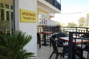 Haris Apts Hotel