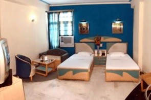 Hotel Suncourt Yatri