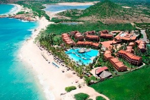 Costa Caribe Beach Resort