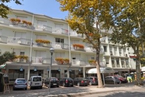 Pineda Aparthotel