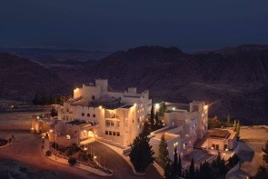 Mövenpick Nabatean Castle