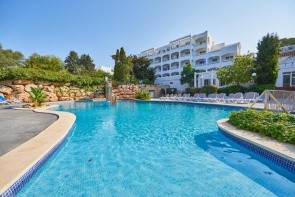 Ola Aparthotel Es Ravells D'or