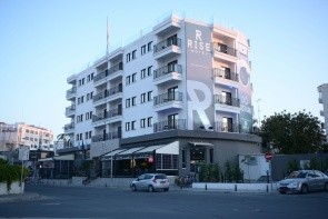 Easyhotel Larnaka