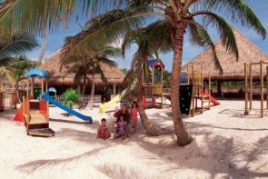 Grand Palladium Colonial Resort And Spa