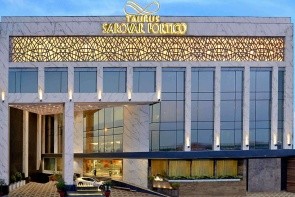 Taurus Sarovar Portico