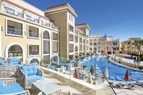 Sunrise Romance Resort