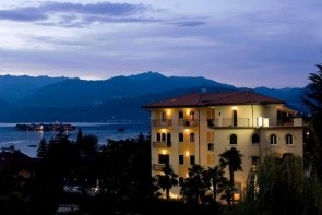 Flora (Stresa / Lago Di Maggiore)