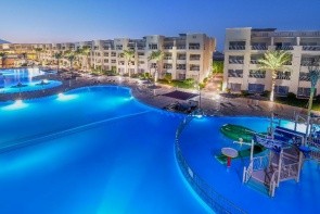 Solymar Soma Beach