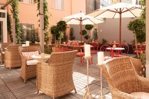 Maxime Hotel
