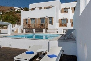 Studia Lithos By Spyros & Flora