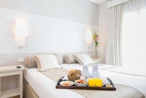 Loi Suites Recoleta