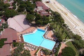 Free Beach Club