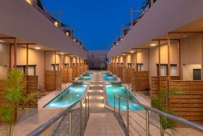 Golden Bee Lifestyle