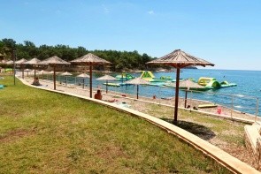 Camping Bijela Uvala - Karavany