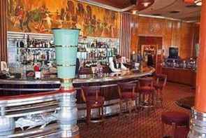 The Queen Mary (Long Beach)