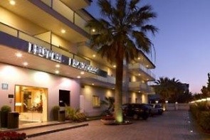 Playafels Hotel & Apartments (Castelldefels)