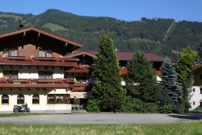 Pension Alpenrose (Zell Am See)