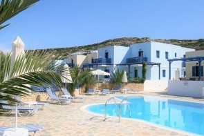 Studia Lefkos Village