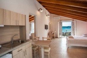 Studia Agios Gerasimos