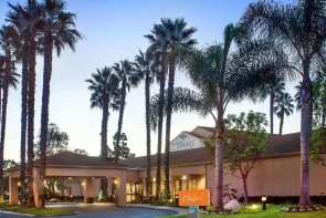 Courtyard Huntington Beach Fountain Valley