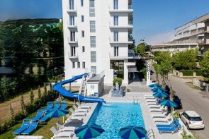 Club Hotel Residence