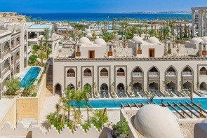 El Kasr Sahl Hasheesh