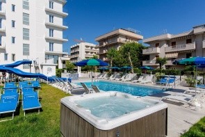 Club Hotel Residence