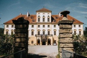 Innviertler Versailles Boutique Apartments (Aurolzmünster)