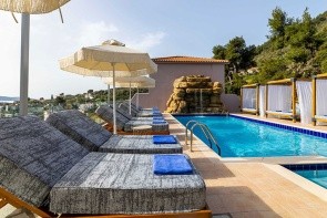 Skiathos Avaton Suites & Villas