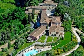 Borgo Di Colleoli Resort