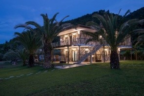 Simon King Studios & Apartments