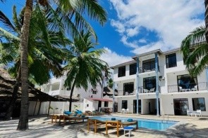 Bianco Azzurro Hotel