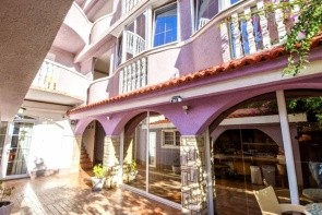 Guest House Violet