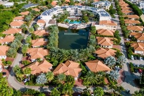 Acoya Suites & Villas