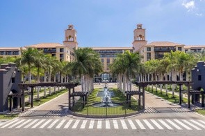 Unique Club at Lopesan Costa Meloneras Resort