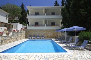 Geni Garden Apartments