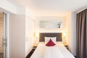 Zeitgeist Vienna Hauptbahnhof